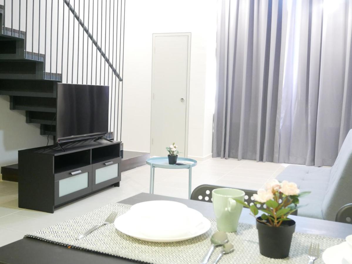 Tamarind Suites By Elite Stay ไซเบอร์จายา ภายนอก รูปภาพ
