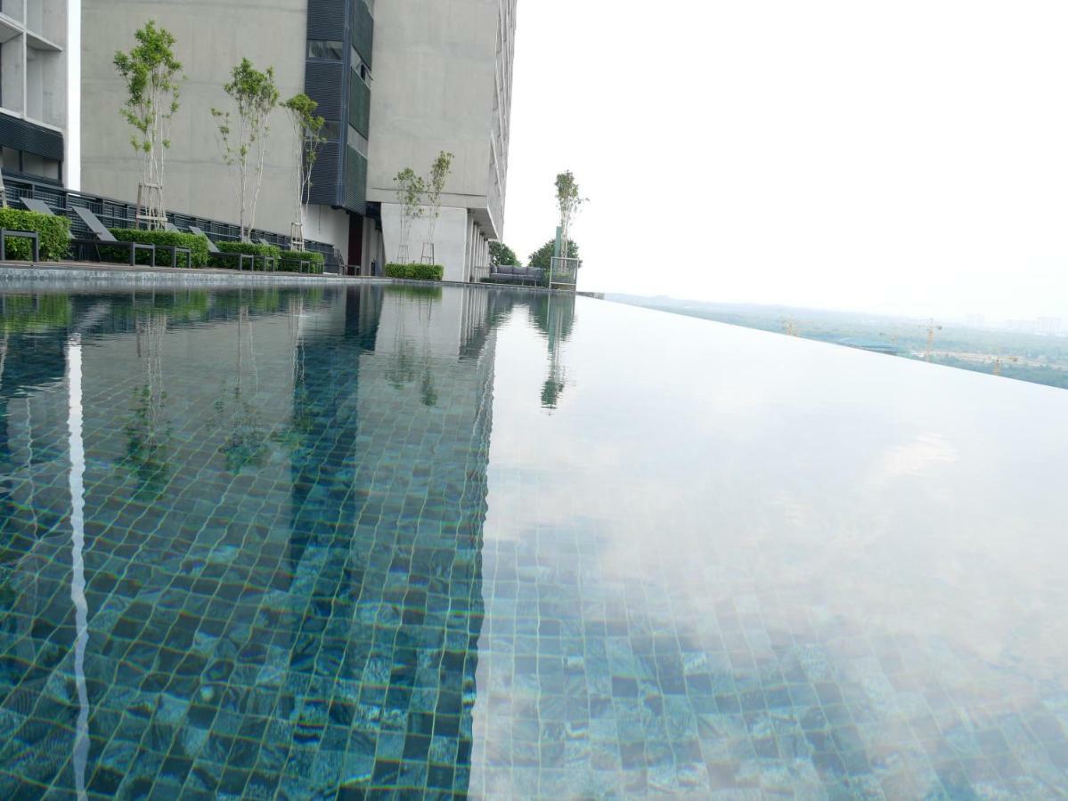 Tamarind Suites By Elite Stay ไซเบอร์จายา ภายนอก รูปภาพ