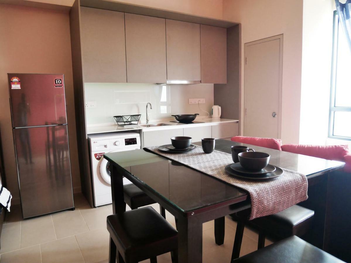 Tamarind Suites By Elite Stay ไซเบอร์จายา ภายนอก รูปภาพ