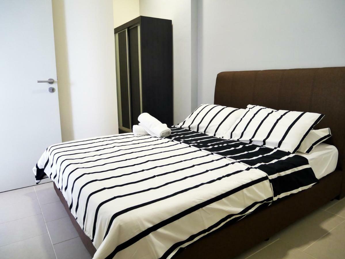 Tamarind Suites By Elite Stay ไซเบอร์จายา ภายนอก รูปภาพ