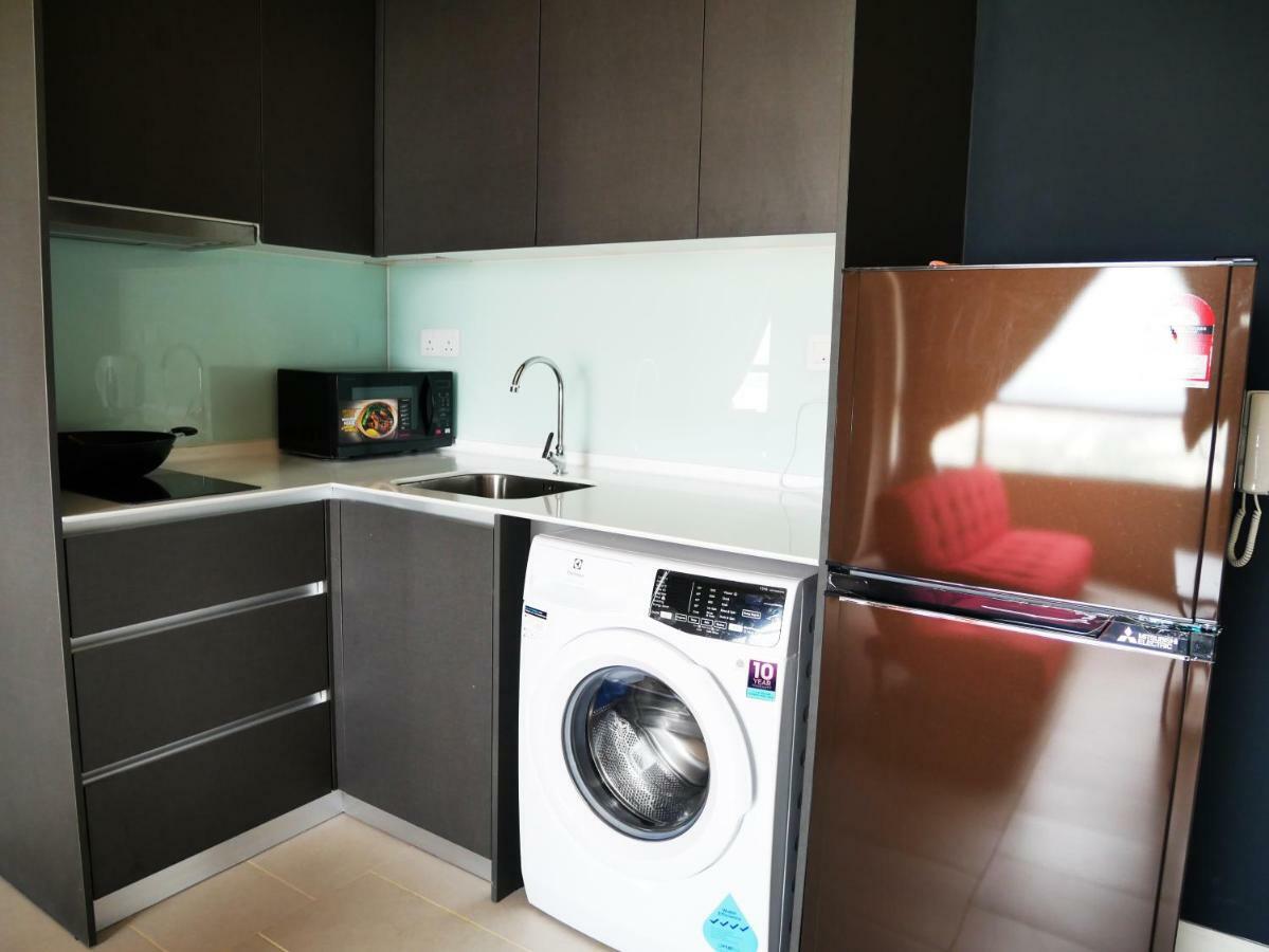 Tamarind Suites By Elite Stay ไซเบอร์จายา ภายนอก รูปภาพ