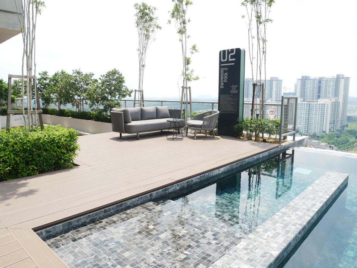 Tamarind Suites By Elite Stay ไซเบอร์จายา ภายนอก รูปภาพ